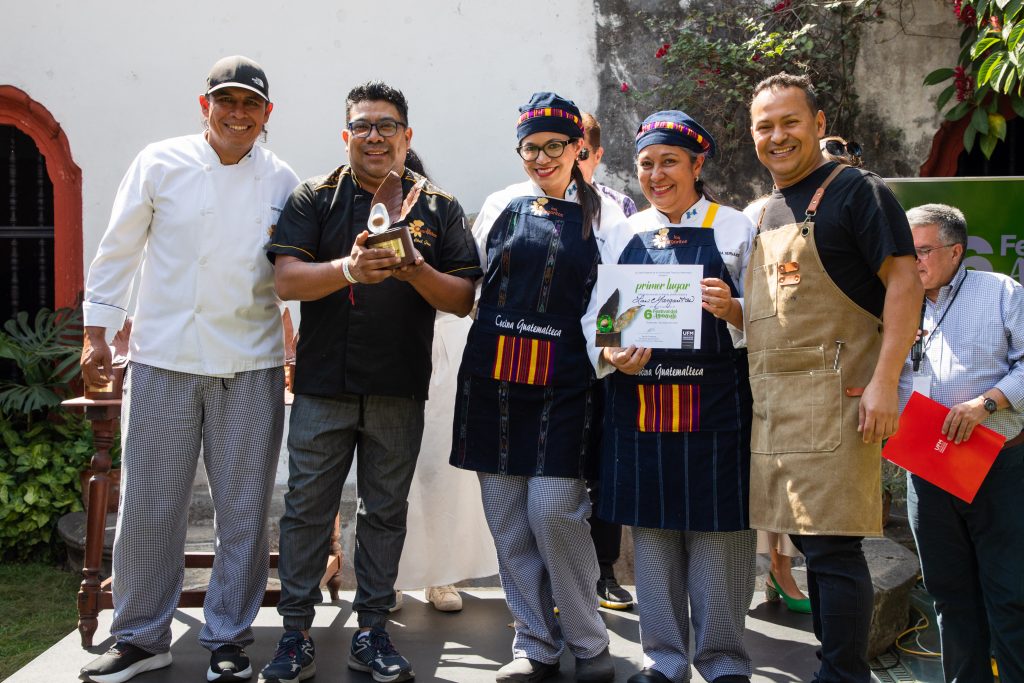 Las Margaritas<br>Primer lugar platillo salado y dulce