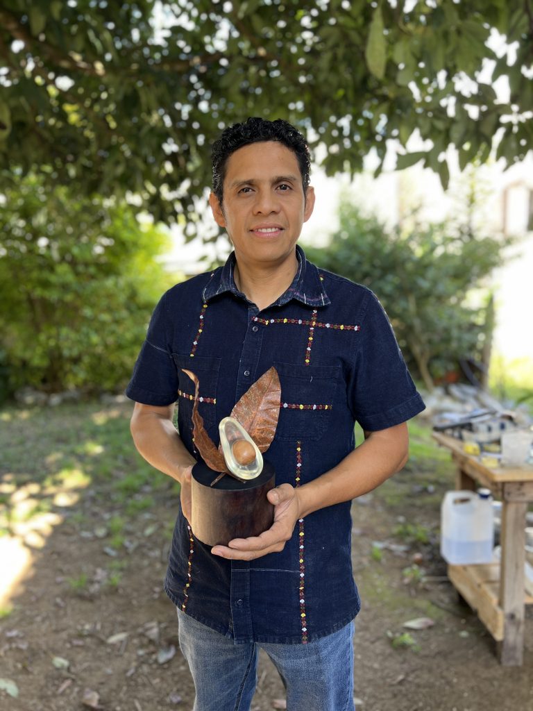 Carlos_Gonzalez_premios_7_Festival_del_Aguacate _foto